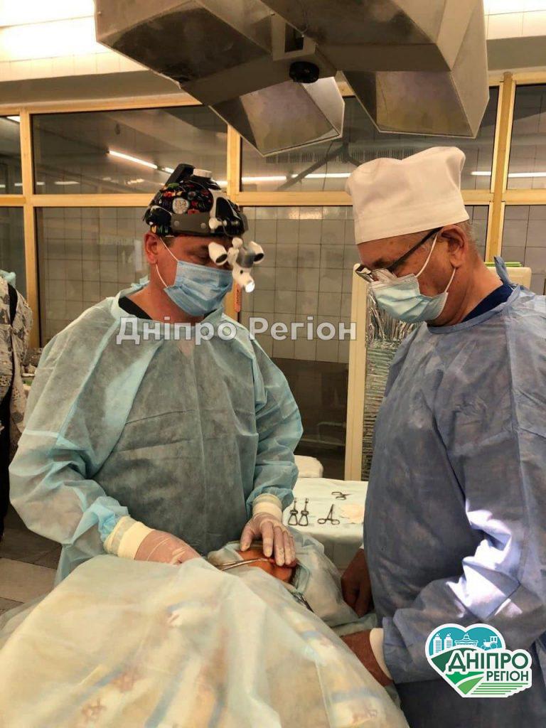 У Дніпрі врятували дівчинку, яка не могла говорити та їла лише через зонд У Дніпрі врятували дівчинку, яка не могла говорити та їла лише через зонд