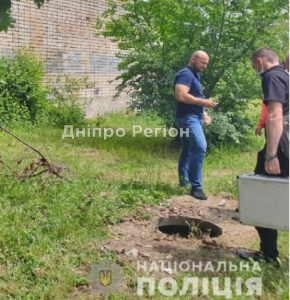 8-річний хлопець лежав мертвим у каналізаційному колекторі: подробиці пошуків на Дніпропетровщині