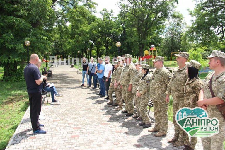 Поліцію та волонтерів підняли на ноги: на Дніпропетровщині розшукують 15-річну Настю Карнаух