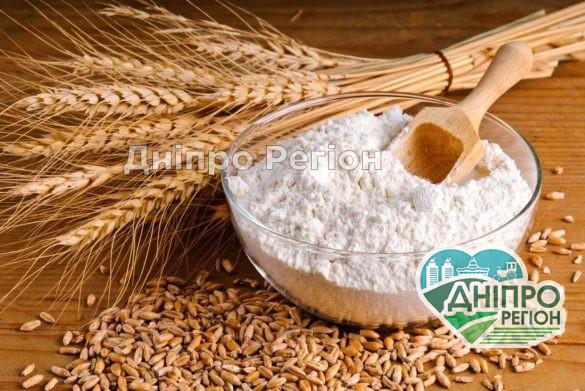 В Україні у пшеничне борошно додаватимуть домішки: навіщо це потрібно На Дніпропетровщині зібрали ранні зернові культури