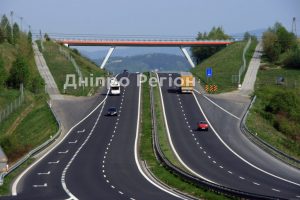 На Дніпропетровщині буде платна дорога: карта і вартість проїзду