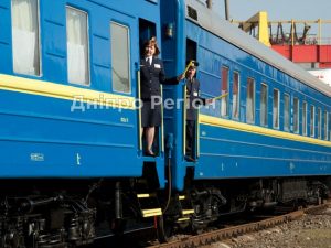 Із Дніпра і Кривого Рогу запустили літній потяг до Азовського моря