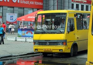 У Дніпрі сьогодні зміниться рух транспорту: як працюватиме електротранспорт та маршрутки
