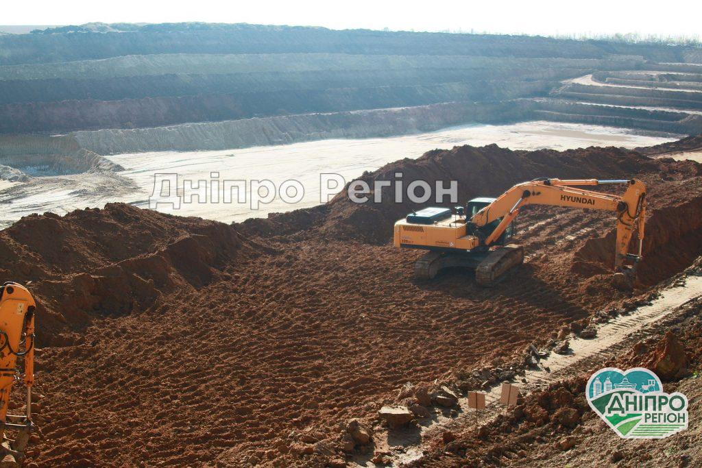 Під Дніпром добувачі титану займуть ще 55 га землі: як це вплине на екологію Під Дніпром добувачі титану займуть ще 55 га землі: як це вплине на екологію