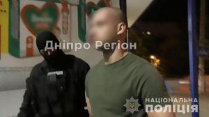Потерпіла впізнала нападників: у Дніпрі затримали двої підозрюваних у побитті активістки (ФОТО)