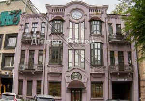 У Дніпрі за 2,5 млн відновлять міський годинник