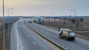 Не ризикуйте сплатити штраф: на Дніпропетровщині забороняють рух вантажівок