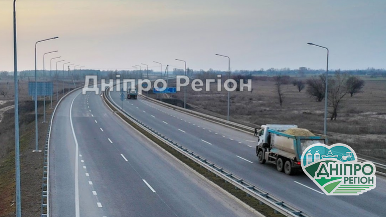 Не ризикуйте сплатити штраф: на Дніпропетровщині забороняють рух вантажівок