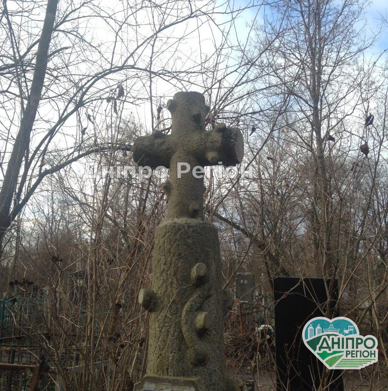 У Дніпрі відбудеться екскурсія на старовинне кладовище міста (ФОТО)