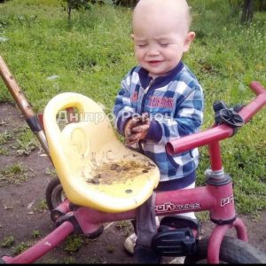 У Дніпрі помер 2-річний Міша, якому вітчим перерізав горло