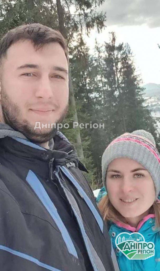 Два похорони в одній родині: у Дніпрі в смертельній ДТП загинуло молоде подружжя (ФОТО)