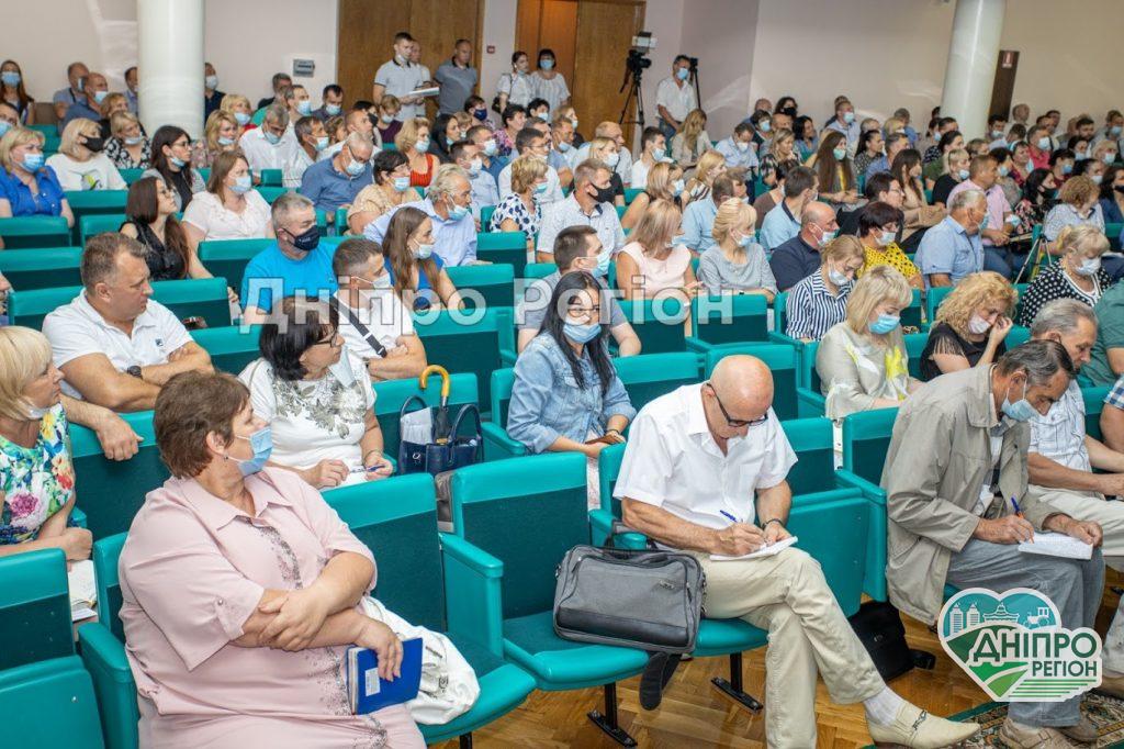 Фермерам та представникам громад Дніпропетровщини відповіли на головні питання про ринок землі Фермерам та представникам громад Дніпропетровщини відповіли на головні питання про ринок землі