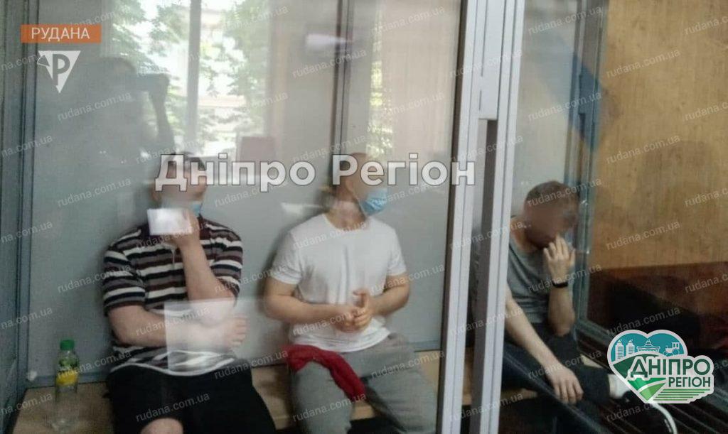 Викрали, катували і вбили студента Олександра Лютова: у Кривому Розі суд оголосив вирок (ФОТО) Убивці криворізького студента Олександра Лютова отримали покарання (ФОТО)