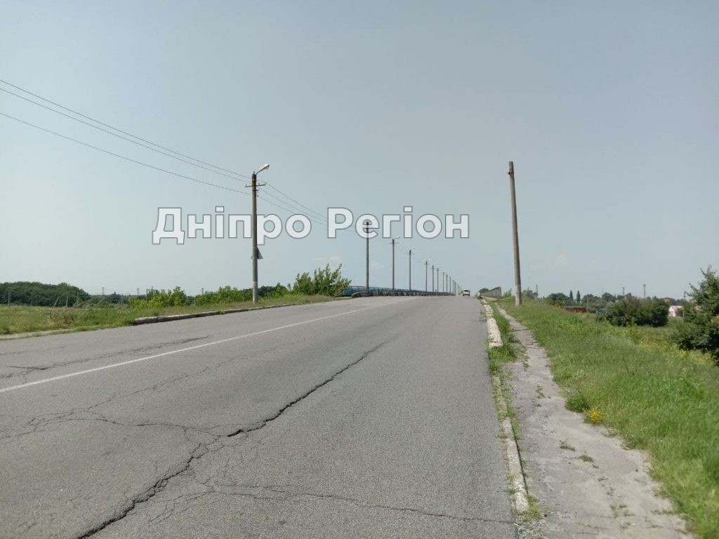 Майже в аварійному стані: чи відремонтують міст у Павлограді