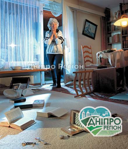 У Дніпрі почастішали квартирні крадіжки: злочинці кілька днів жили в оселі, яку обікрали (ВІДЕО) У Дніпрі почастішали квартирні крадіжки: злочинці кілька днів жили в оселі, яку обікрали (ВІДЕО)