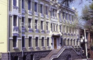 Тільки що Дніпропетровський обласний художній музей перестав бути обласним