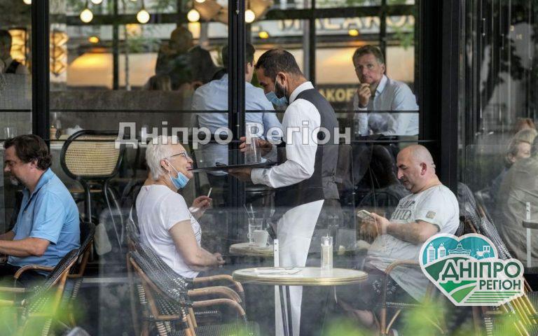 В Україні посилюють контроль за карантином: чому і які вимоги В Україні посилюють контроль за карантином: чому і які вимоги