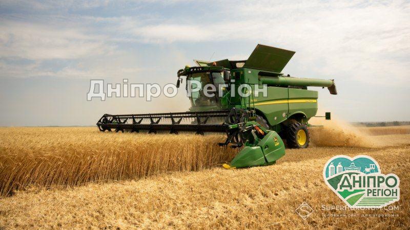 Зібрано понад 2 млн тонн зернових: на Дніпропетровщині жнива в розпалі Зібрано понад 2 млн тонн зернових: на Дніпропетровщині жнива в розпалі