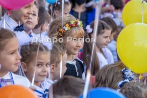 У Дніпрі та області найбільша кількість першачків, які підуть до школи першого вересня