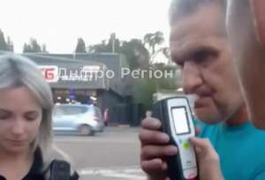 У Дніпрі впіймали п’яного водія маршрутки: йому загрожує реальний строк (Відео)