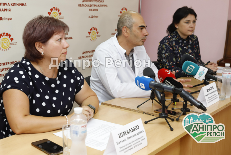 У Дніпрі провідні американські хірурги проведуть дітям надскладні операції У Дніпрі провідні американські хірурги проведуть дітям надскладні операції