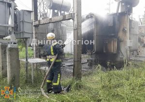 На Дніпропетровщині масштабна пожежа: сталося велике відключення електропостачання