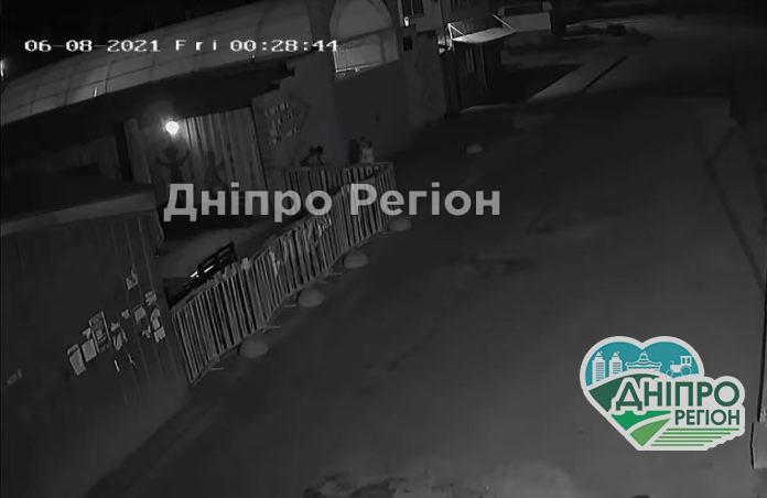 Вкрали у дітей і одумалися: в Тернівці злодії вибачилися за крадіжку (ВІДЕО) Вкрали у дітей і одумалися: в Тернівці злодії вибачилися за крадіжку (ВІДЕО)
