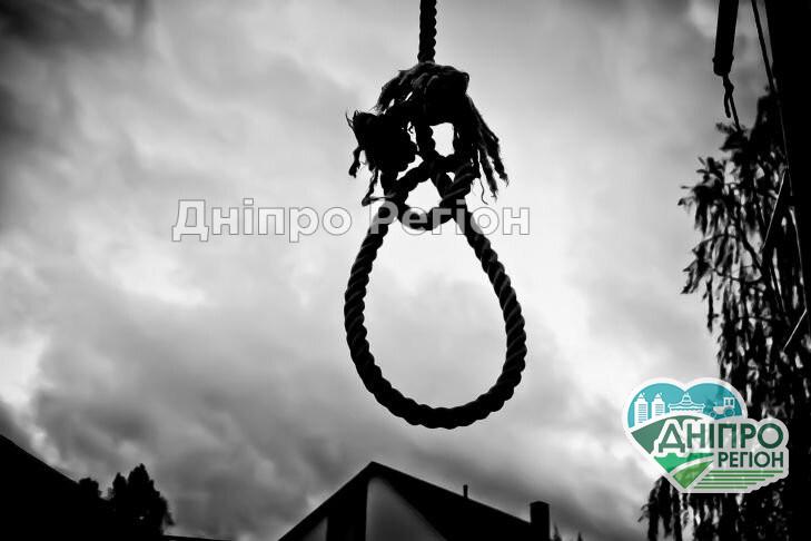 У Дніпрі знайшли повішеним підполковника СБУ У Дніпрі знайшли повішеним підполковника СБУ