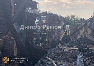 На Дніпропетровщині під час пожежі постраждала жінка та немовля (ФОТО, ВІДЕО)