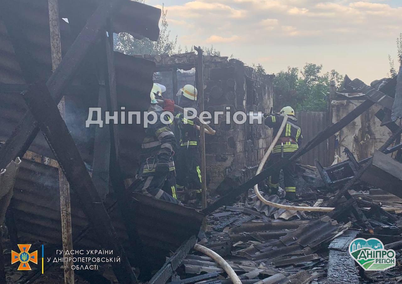 На Дніпропетровщині під час пожежі постраждала жінка та немовля (ФОТО, ВІДЕО)
