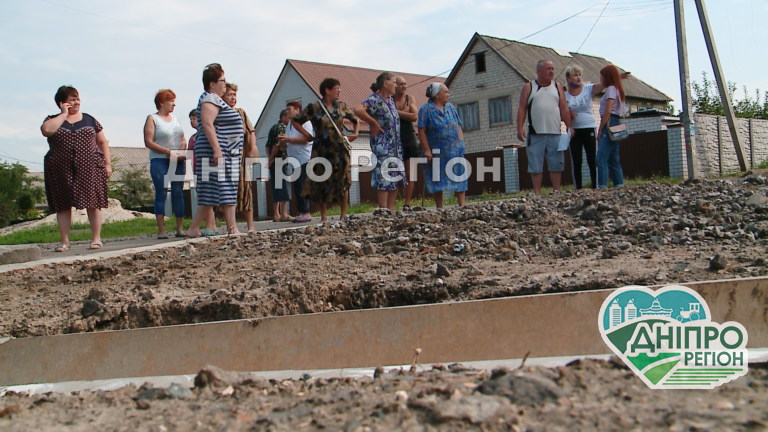 Розмило дороги, підтопило будинки: мешканці Іларіонового страждають від постійних підтоплень (ВІДЕО) Розмило дороги, підтопило будинки: мешканці Іларіонового страждають від постійних підтоплень (ВІДЕО)