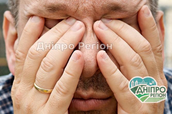 На Дніпропетровщині маршрутник врятував життя пасажиру, у якого стався інсульт На Дніпропетровщині маршрутник врятував життя пасажиру, у якого стався інсульт