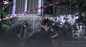 Мужчина выбросил женщину из окна 7-го этажа: полиция его задержала