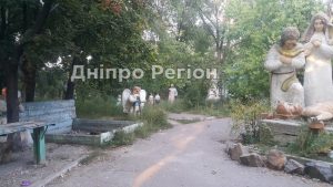 У Дніпрі Амурський парк змінюється на очах (Фото)