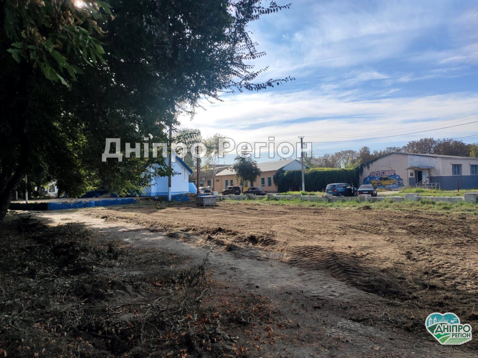 На Дніпропетровщині осучаснять центральний парк та відремонтують вулиці і пішохідні доріжки (Фото) На Дніпропетровщині осучаснять центральний парк та відремонтують вулиці та пішохідні доріжки (Фото)