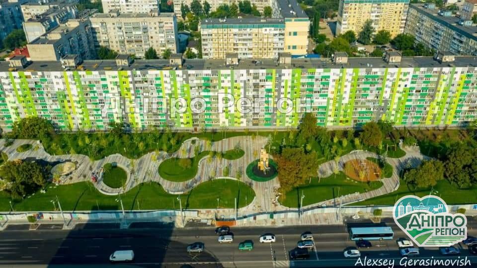 У Дніпрі розкурочили дитячий майданчик, який недавно відкрили (Фото) У Дніпрі розкурочили дитячий майданчик, який недавно відкрили (Фото)