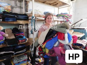 Тут одягнуть, дадуть меблі та побутову техніку: на Дніпропетровщині відкрилась соціальна кімната (Фото)