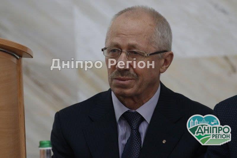 В Днепре ректор вуза попал в скандал В Днепре ректор вуза попал в скандал