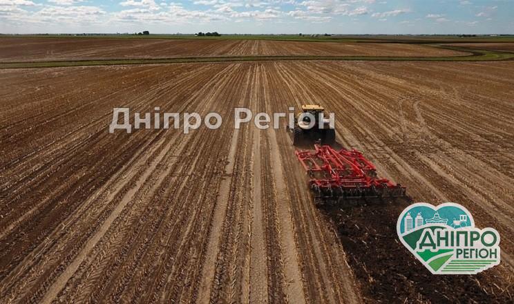 Сівба озимого ріпаку завершилася у десяти областях: на Дніпропетровщині посіяли найбільше Названо області-лідери за площами посівів озимого ріпаку: на якому місці Дніпропетровщина