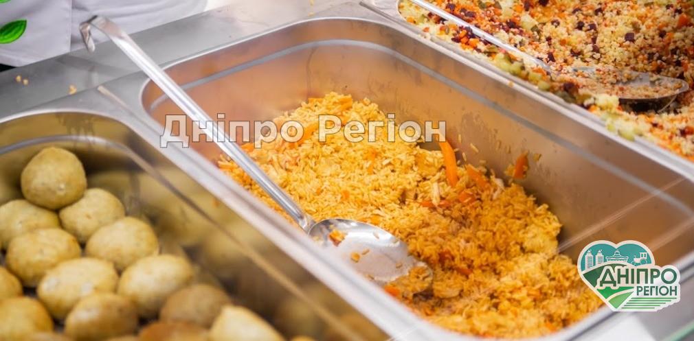 Нове меню у школах Дніпропетровщини: стало відомо, чим годують у 500 навчальних закладах Нове меню у школах Дніпропетровщини: стало відомо, чим годують у 500 навчальних закладах