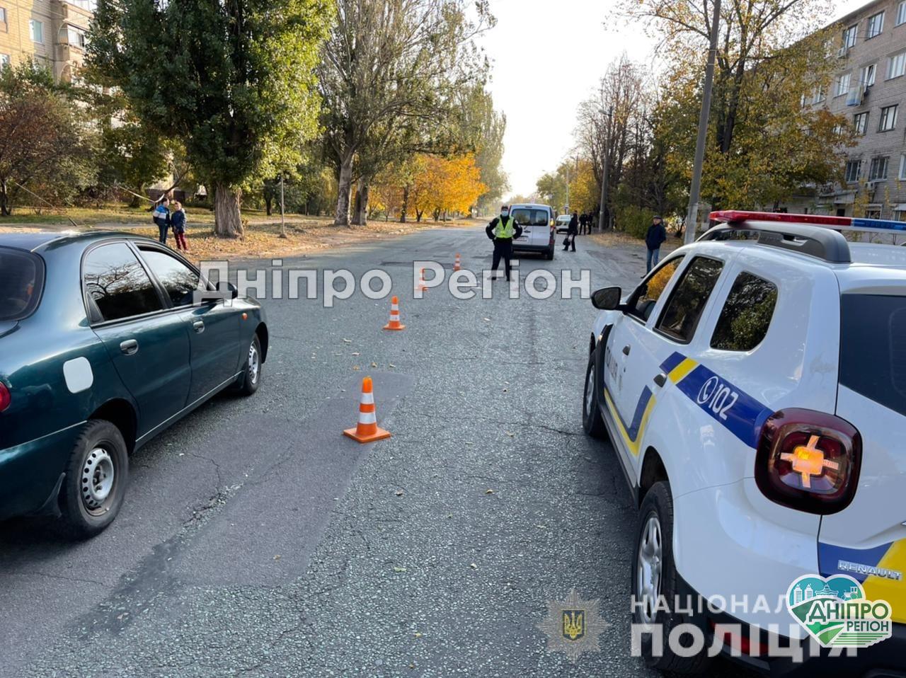 Машина збила двох маленьких дівчаток: на Дніпропетровщині встановлюють обставини ДТП