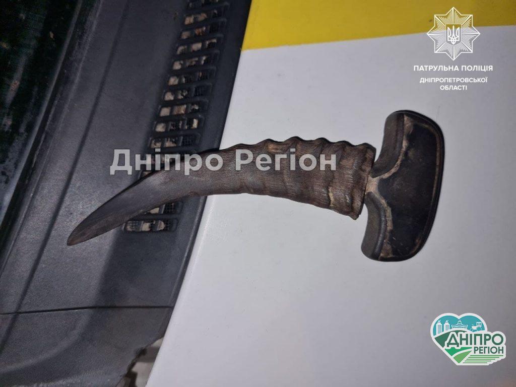 Виявили телефон, який був у розшуку: у Дніпрі затримали підозрілого чоловіка Виявили телефон, який був у розшуку: у Дніпрі затримали підозрілого чоловіка