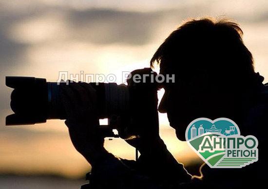 У Дніпрі чоловік заліз у жіночий туалет і фотографував жінок У Дніпрі чоловік заліз у жіночий туалет і фотографував жінок