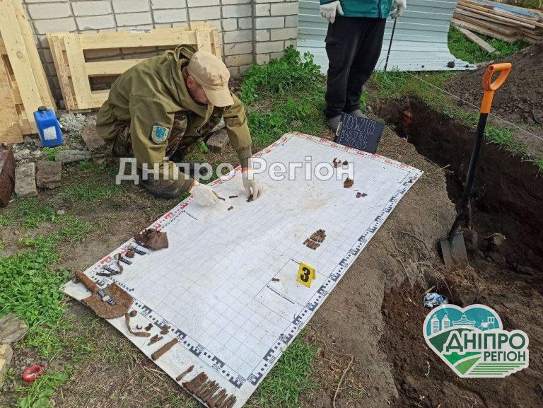 У Дніпрі вилучили останків воїна Другої Світової війни на території садового товариства (Фото)