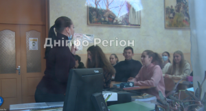 Дистанційка у школах Дніпра. Коли діти повернуться у класи (Відео)