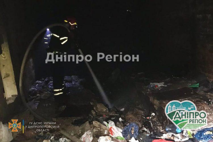 На Дніпропетровщині в покинутому гаражі виявили тіло чоловічої статі (Фото)