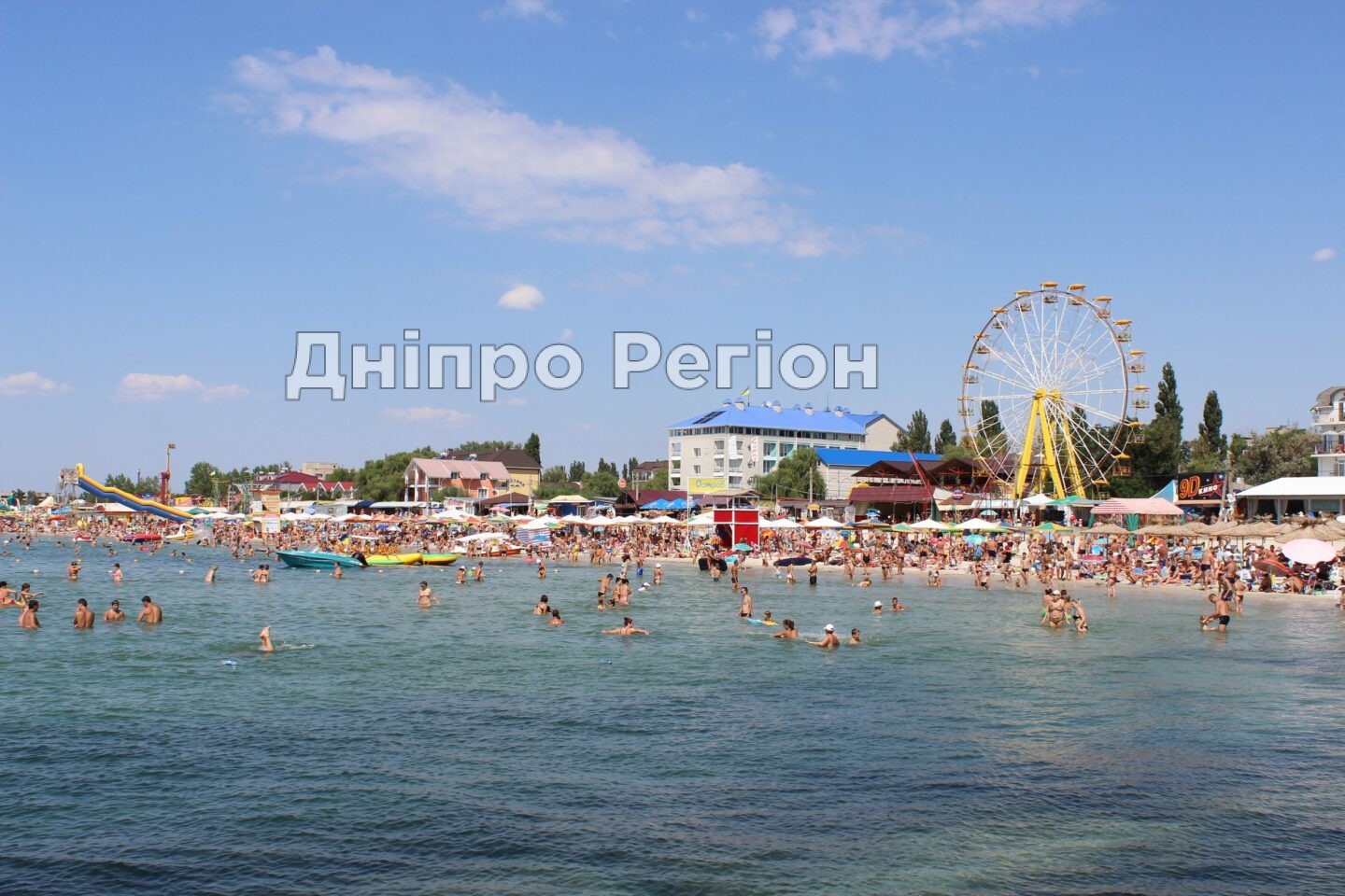 Відпочинок на морі в Україні: Залізний Порт, Бердянськ або Мелекіне