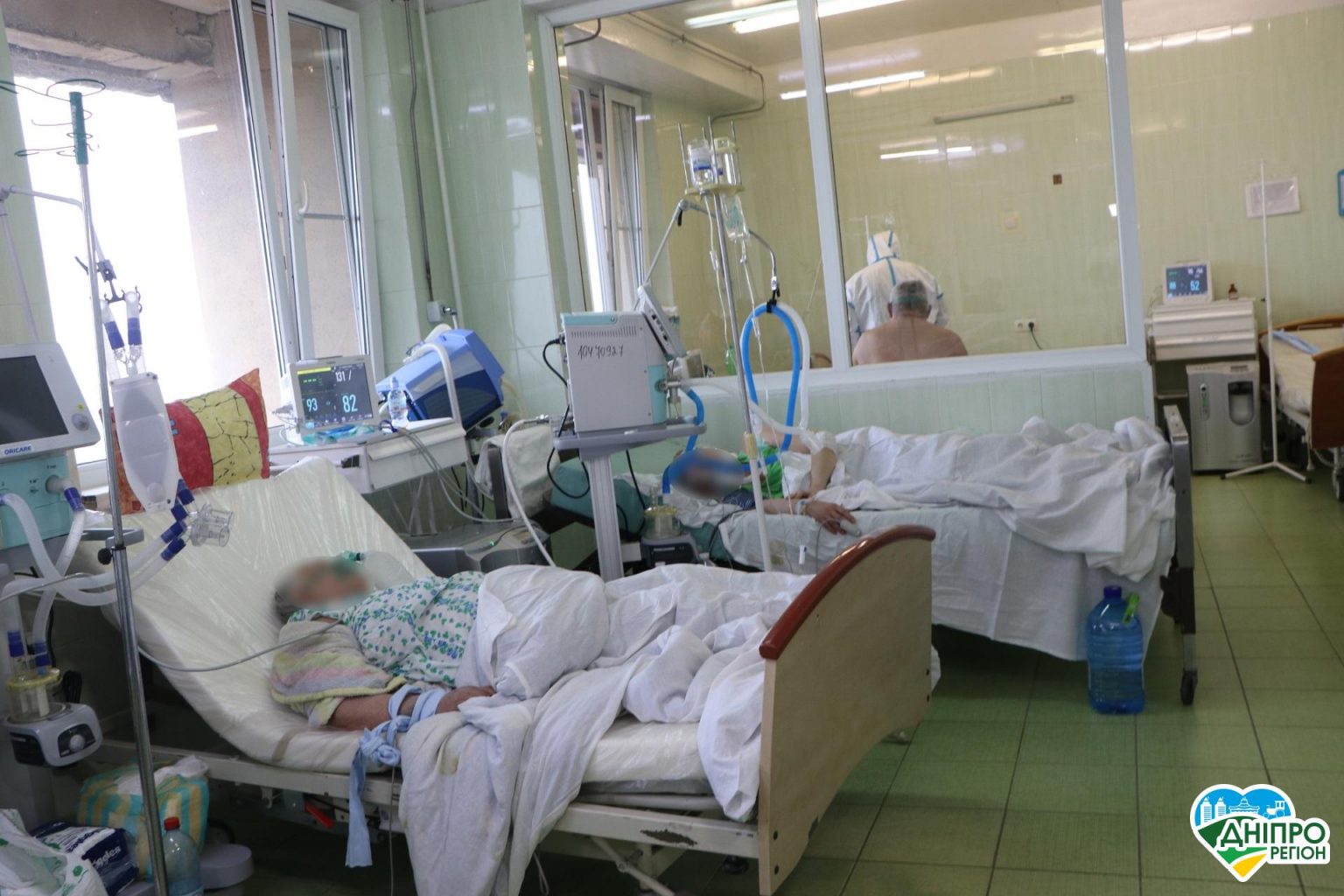 У Дніпрі пацієнтів, хворих на COVID-19, приймають у восьми міських лікарнях