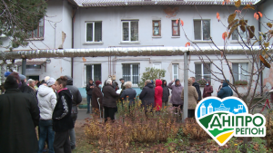 Змерзлі та розлючені: у Дніпрі по Магдалинівській не готові до переходу на автономне опалення