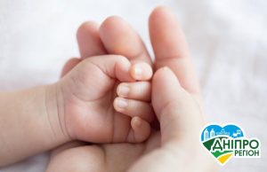 У Дніпрі в лікарні Мечникова народила жінка зі смертельним діагнозом